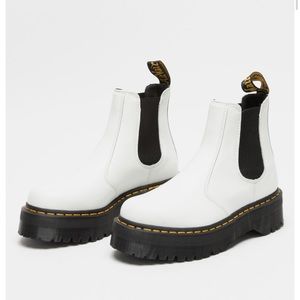 Dr. Marten’s Chelsea Boots (white)
